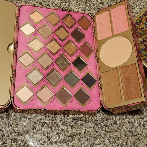 For collectors:tarte holiday releases - Picture 3 of 3